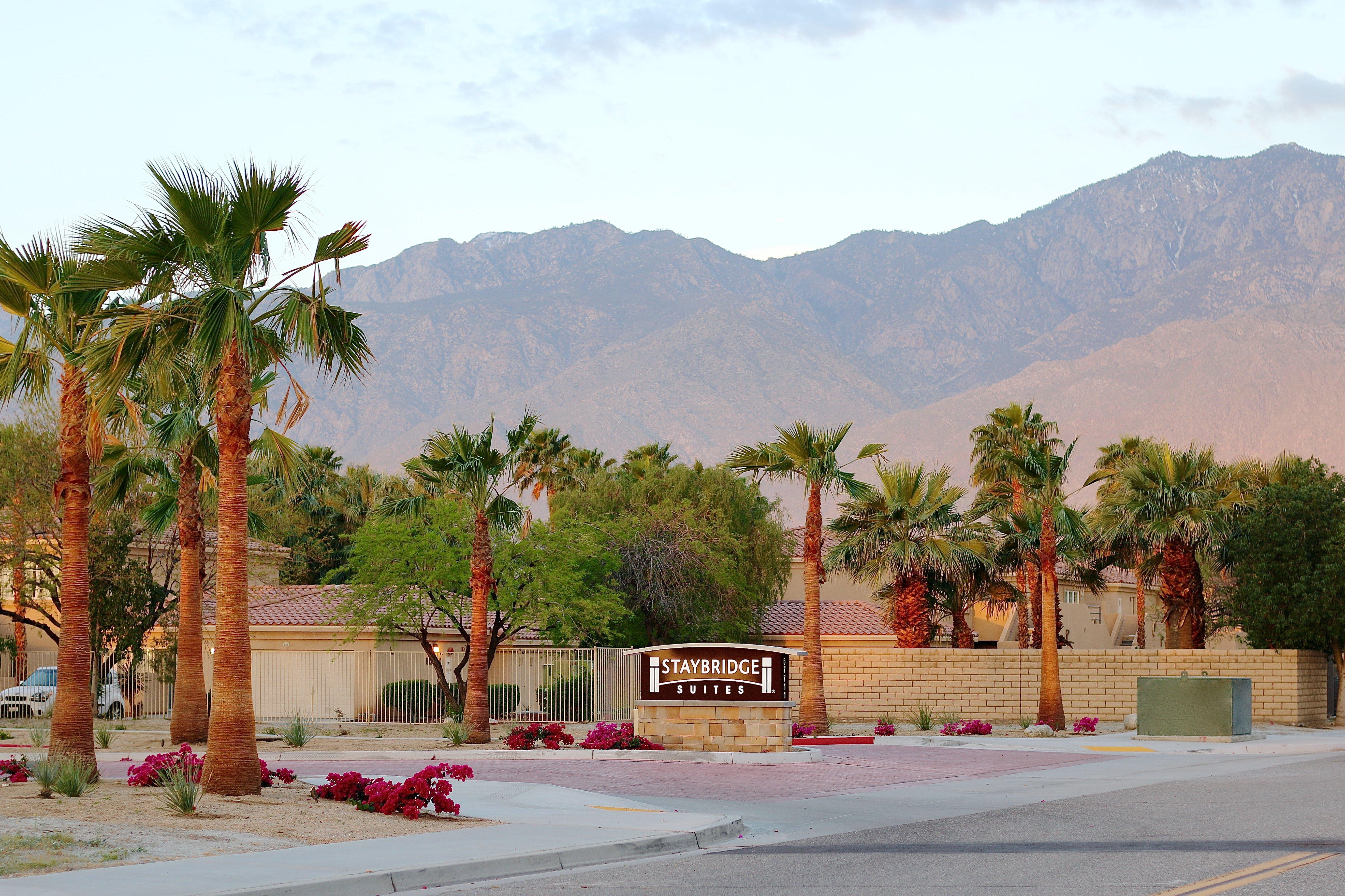 Homewood Suites By Hilton Cathedral City Palm Springs Bagian luar foto